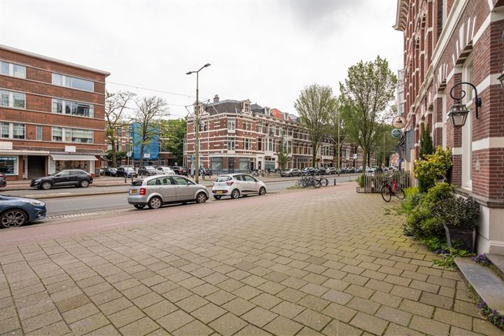 Bekijk foto 32 van Laan van Meerdervoort 218