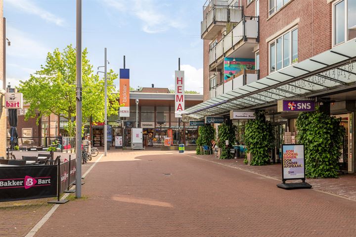 Bekijk foto 30 van Kruisstraat 22