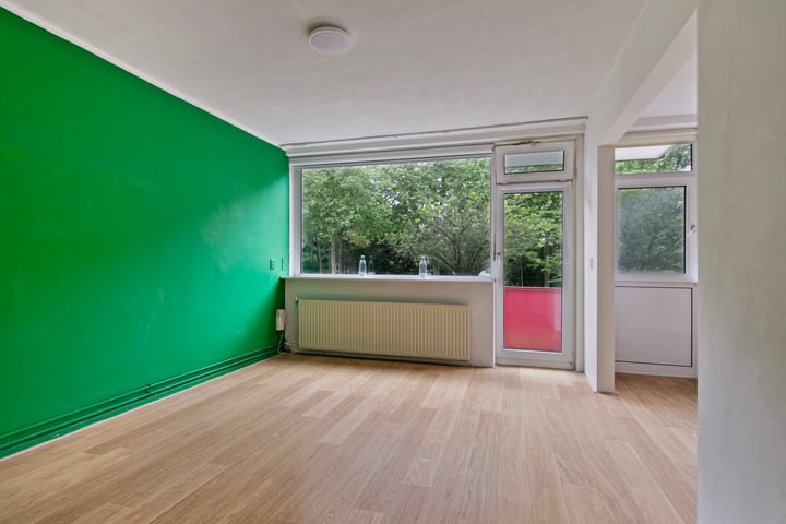 Bekijk foto 3 van Wolvenlaan 49