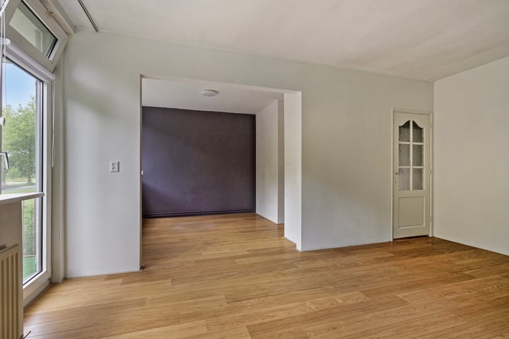 Bekijk foto 4 van Wolvenlaan 49