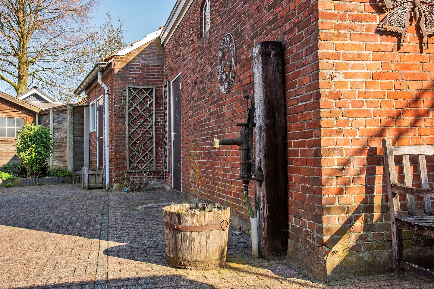 View photo 5 of Grotestraat 180-182