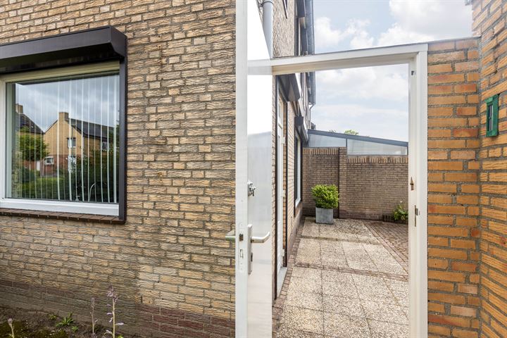 Bekijk foto 11 van Biezenstraat 16