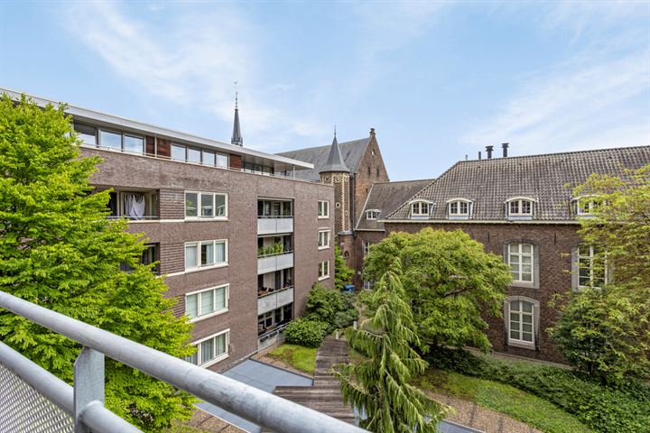 View photo 10 of Swalmerstraat 66