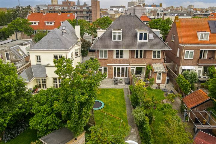 View photo 15 of Brederodestraat 23