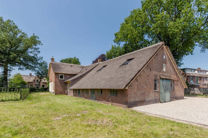 Photo 10 of Nieuw-Loosdrechtsedijk 87