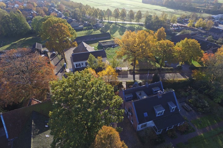 Bekijk foto 39 van Nieuw-Loosdrechtsedijk 87