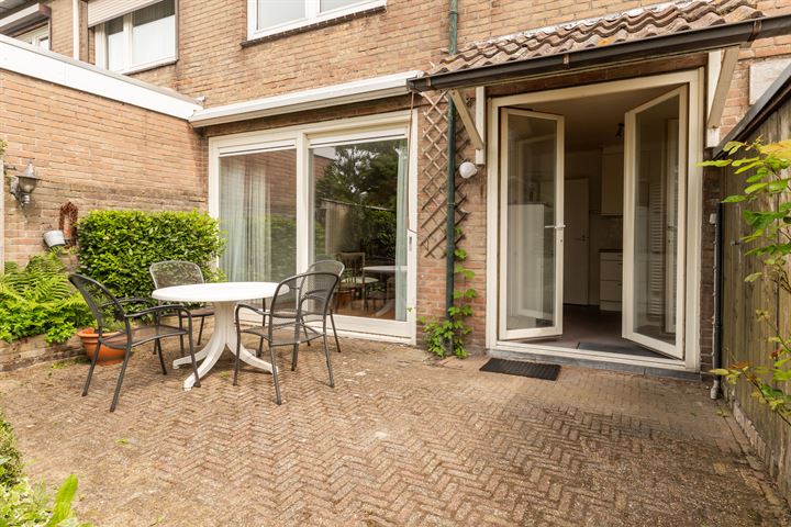 Bekijk foto 39 van Van Hoockerkenstraat 11