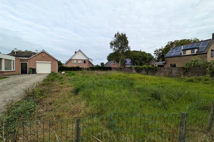 Bekijk foto 1 van Hoofdstraat