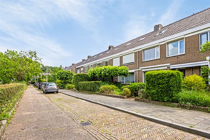 Bekijk foto 28 van Baljuwstraat 21