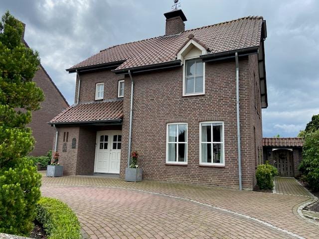 Foto 3 van Industriestraat 102