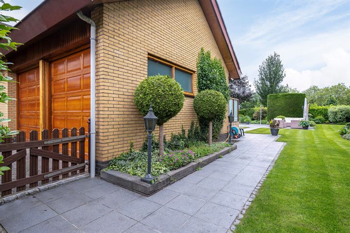 Bekijk foto 43 van Mauritsstraat 42