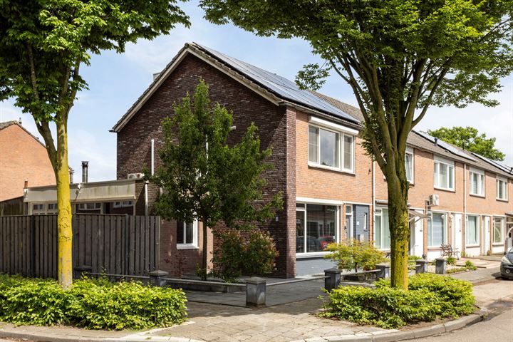 Bekijk foto 31 van van Diemenstraat 34