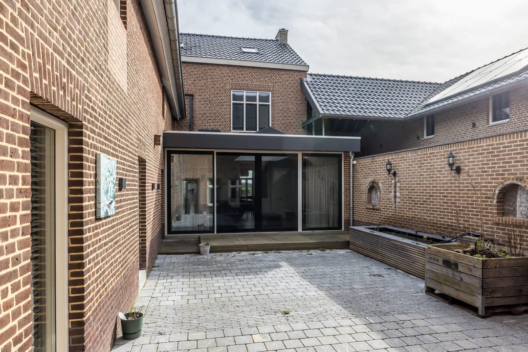 Foto 28 van Rijksweg 49