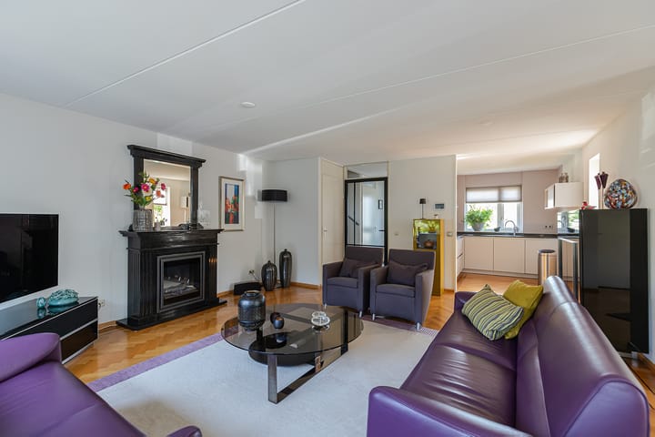 Foto 12 van Zwaluwstraat 43