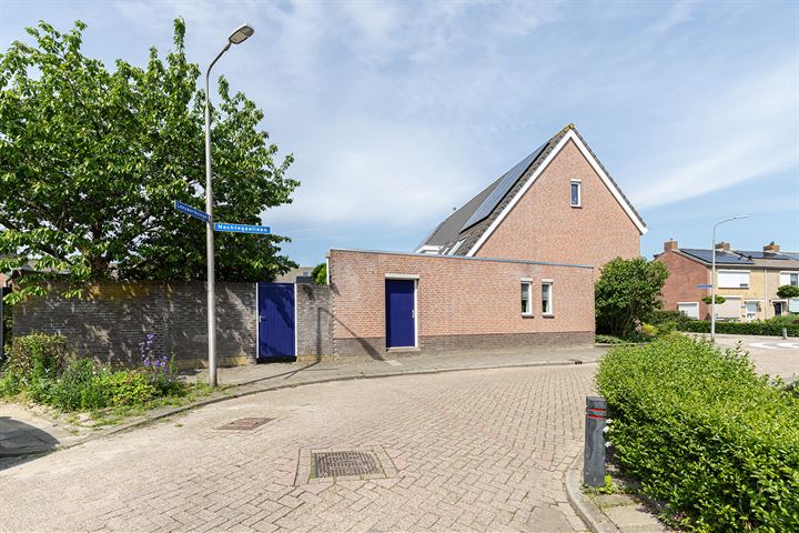 View photo 27 of Zwaluwstraat 43