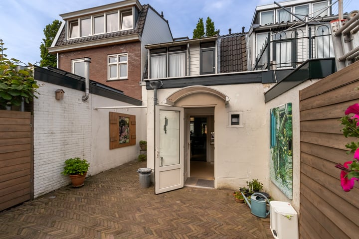 View photo 17 of Chrysantenstraat 55