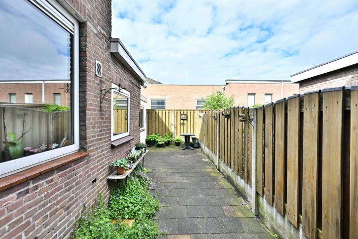 Bekijk foto 26 van Wilgenstraat 79