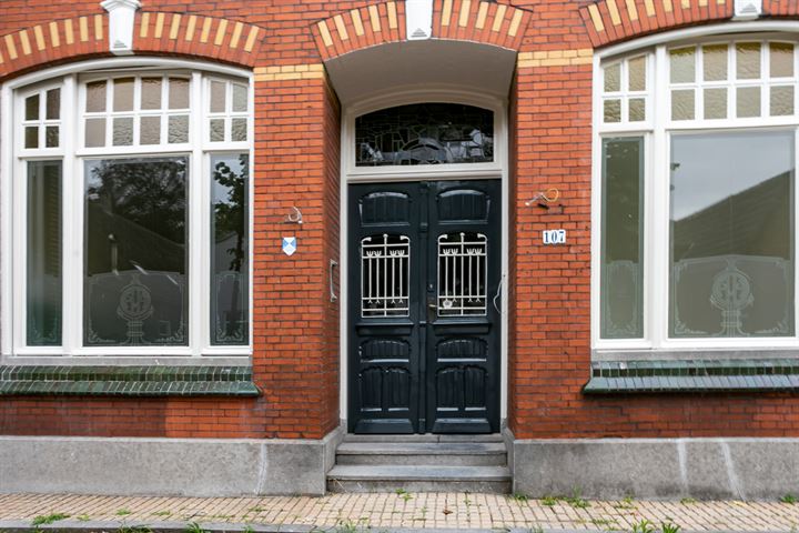 Bekijk foto 3 van Grotestraat 107