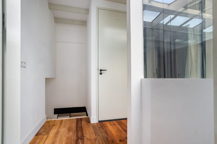 Photo 21 of Nieuwe Jonkerstraat 62-A