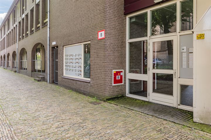 View photo 34 of Kerkstraat 72