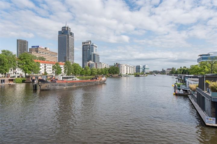 Bekijk foto 24 van Vrijheidslaan 21-H