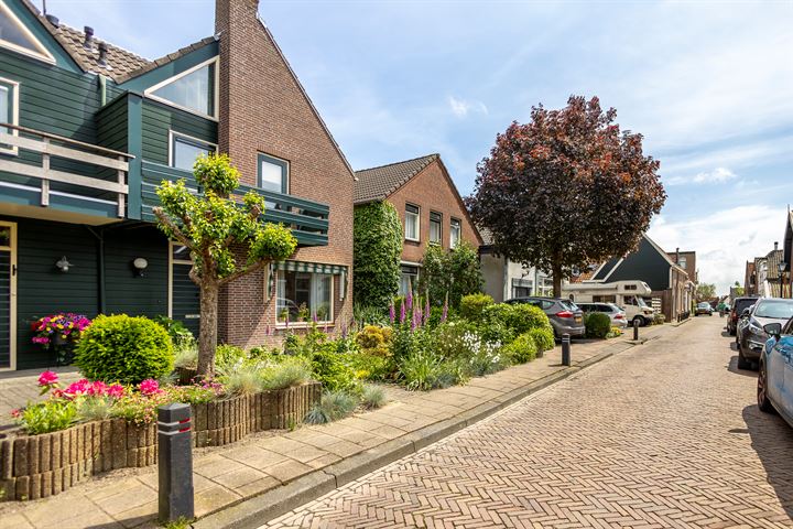 Bekijk foto 6 van J.W. van Puttestraat 18