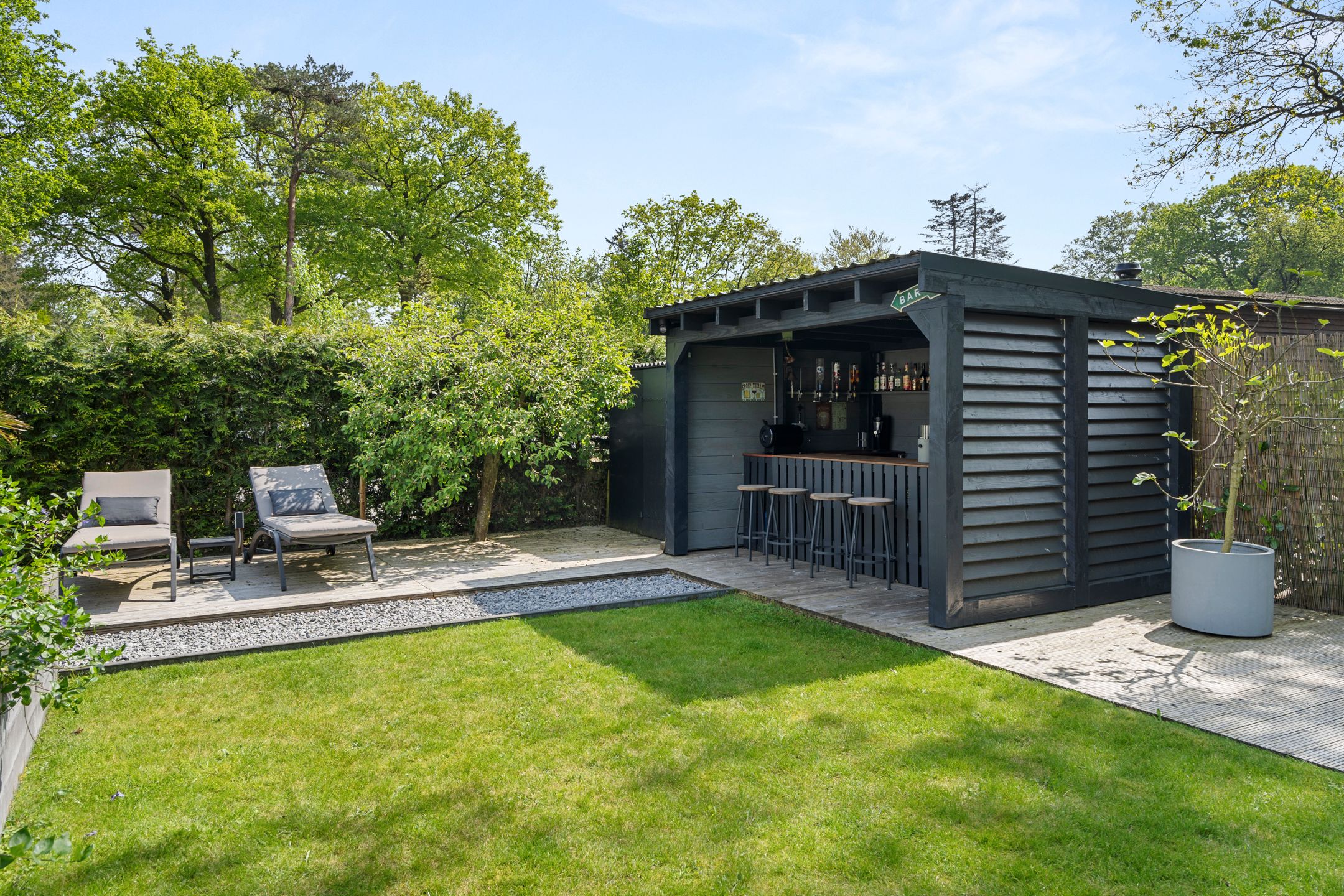 2-bedroom freehold villa in Ede — photo 4 of 5
