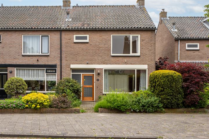 View photo 39 of Peter Duymstraat 14