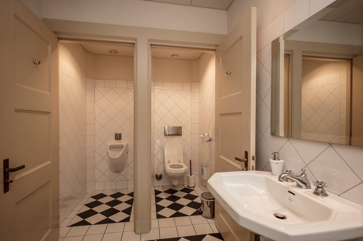 Foto 10 van Valkenburgerweg 167