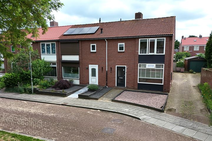 View photo 6 of Pr.Marijkestraat 17