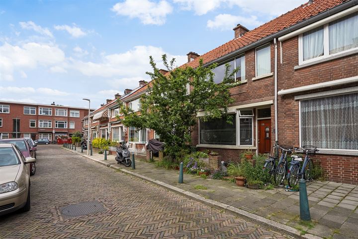 View photo 27 of Bergmannstraat 16