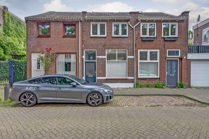 Bekijk foto 1 van Nazarethstraat 10