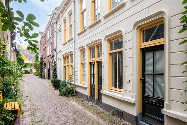 Bekijk foto 27 van Schilderstraat 17-A