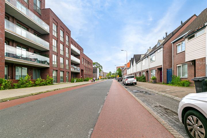 View photo 19 of Willemstraat 60-A