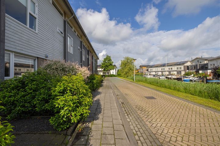 Bekijk foto 36 van Thijs Rinsemastraat 75