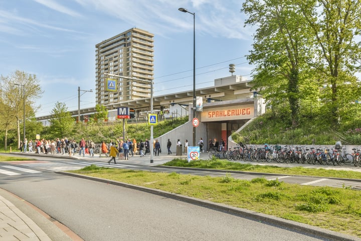 Bekijk foto 17 van Welnastraat 361