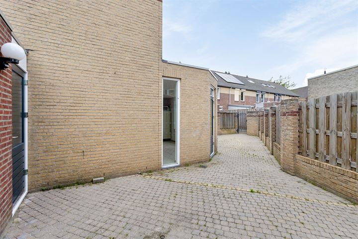 Bekijk foto 4 van Pater Schaadstraat 17