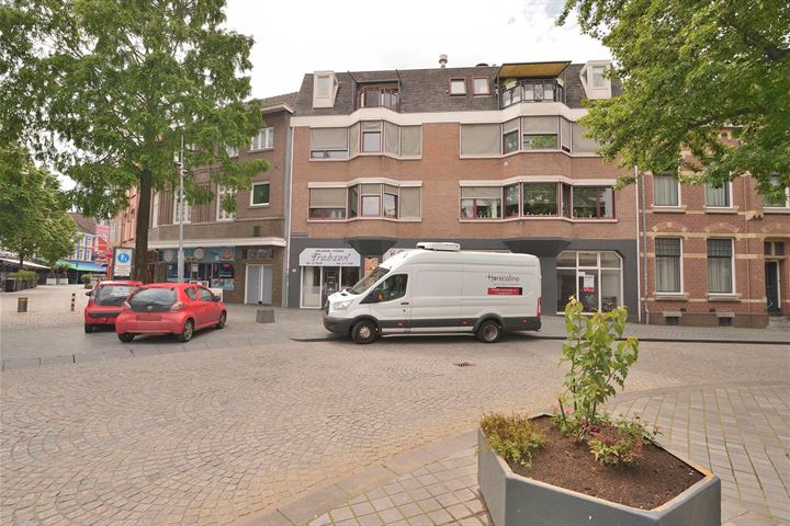 Bekijk foto 2 van Pancratiusstraat 31