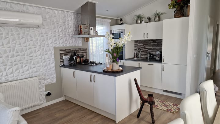 Foto 12 van Zuiderdijk 1-B030