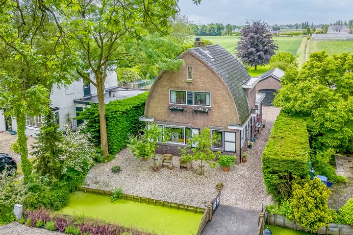 Bekijk foto 1 van Oosteinde 15