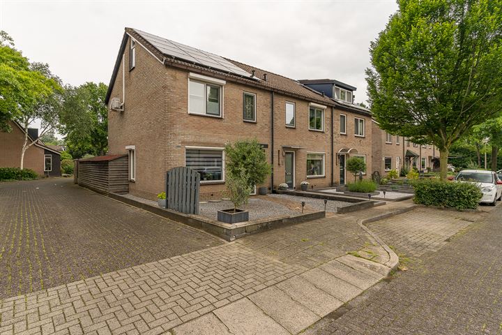 Bekijk foto 1 van Prins Frederikstraat 1