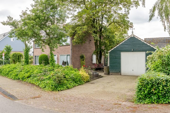 Foto 2 van Julianalaan 4