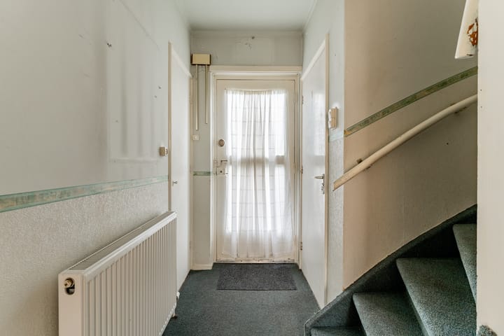 Foto 8 van Julianalaan 4