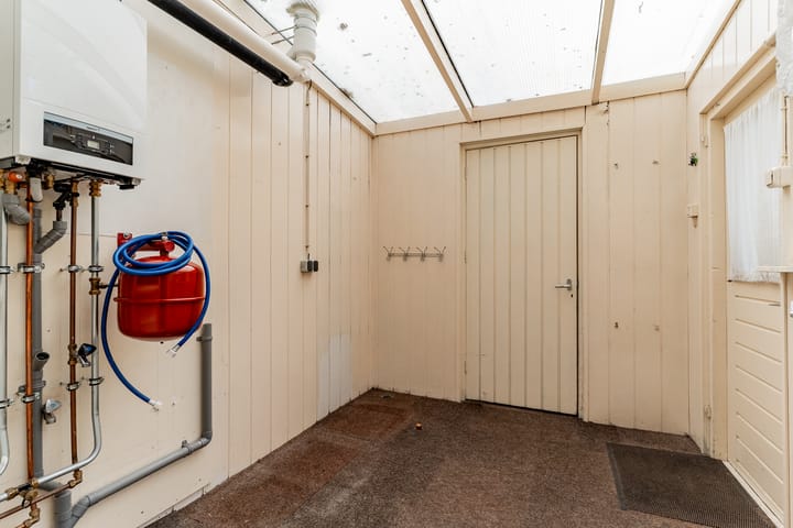 Foto 17 van Julianalaan 4