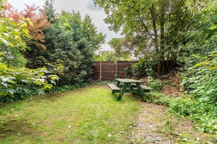 Foto 21 van Julianalaan 4