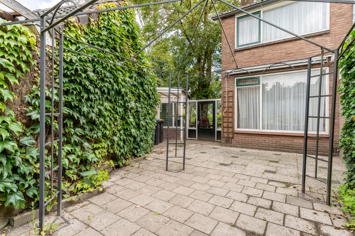 Foto 23 van Julianalaan 4