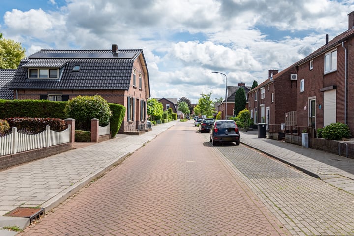 Bekijk foto 38 van Heggenseveld 18