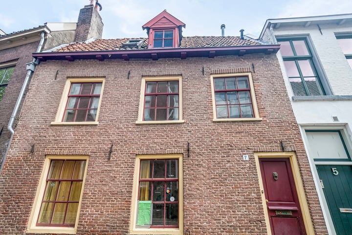 Bekijk foto 2 van Bornhovestraat 1-A