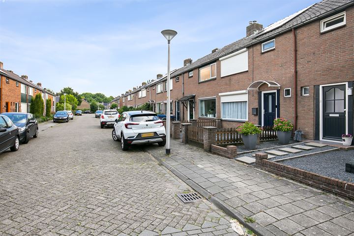 Bekijk foto 31 van Maarten Harpertsz. Trompstraat 41