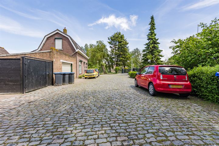 Bekijk foto 48 van Brugstraat 15